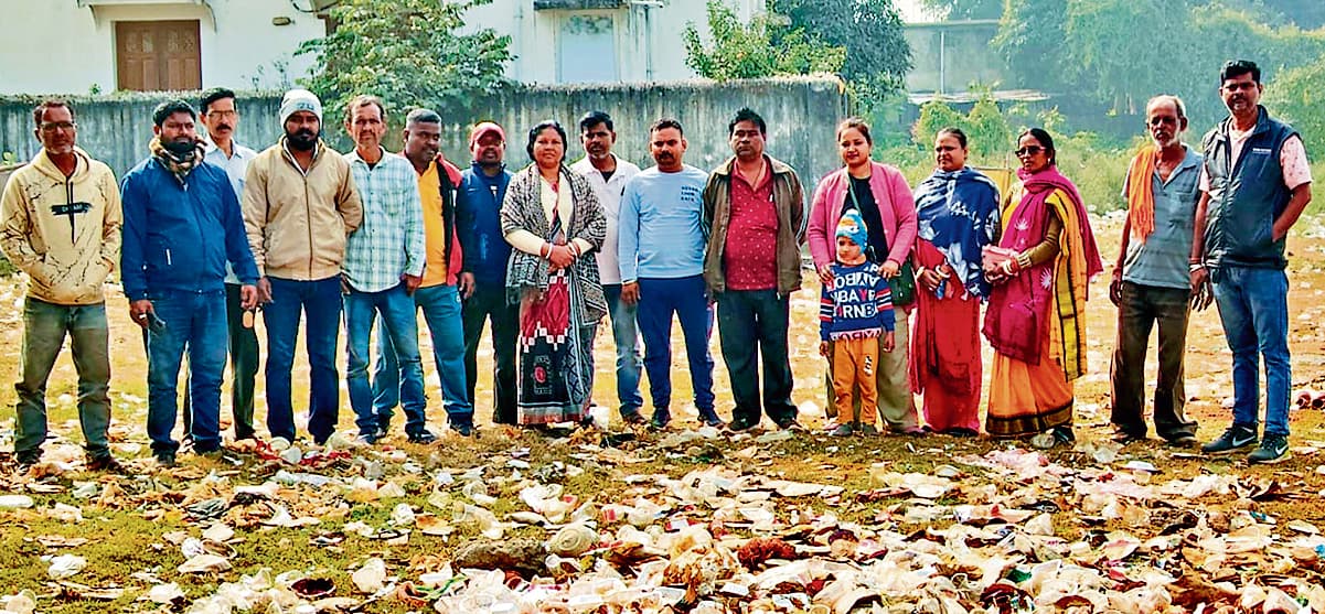 East Singhbhum News : दाहीगोड़ा सर्कस मैदान में गंदगी का अंबार