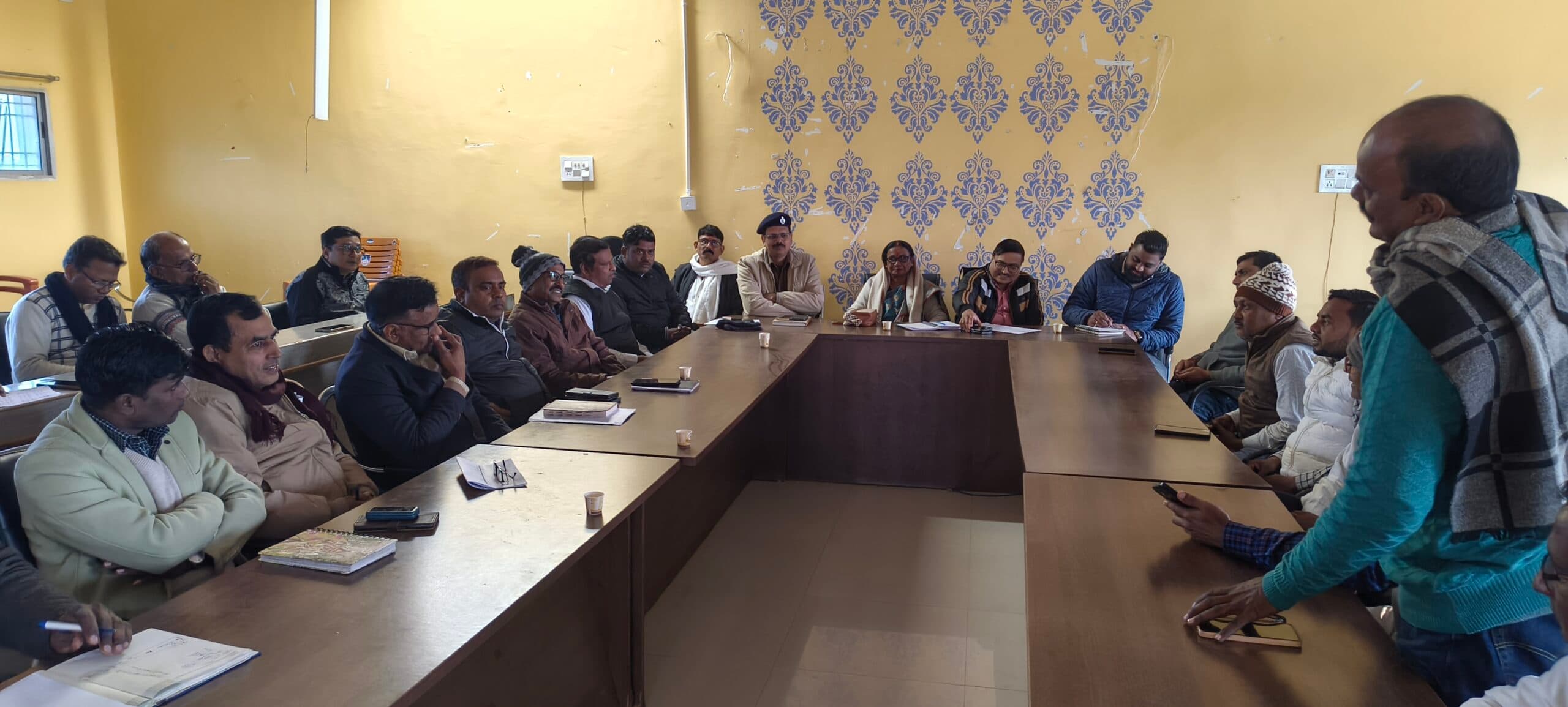 लक्ष्मीपुर में प्रखंड बीस सूत्री की बैठक, अतिक्रमण हटाओ अभियान को लेकर दी गयी जानकारी