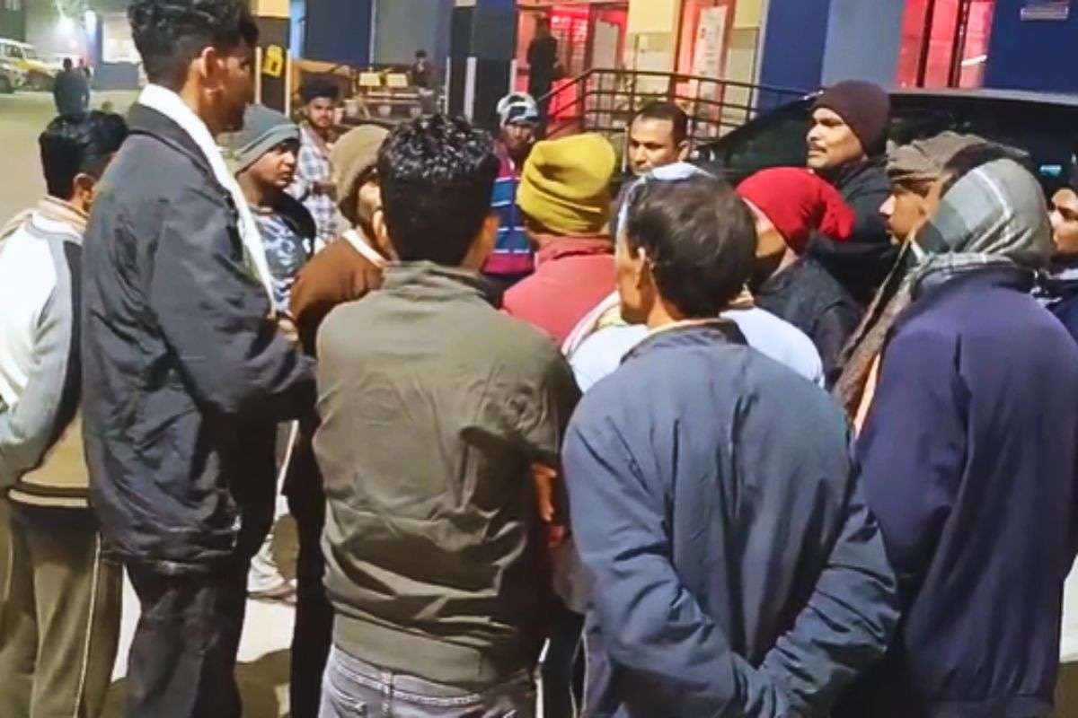 गर्म छड़ से शरीर दागा, हाथ तोड़ा, कान को काट डाला..., बिहार में फेरी वाले को भीड़ ने बेरहमी से पीट-पीटकर मार डाला