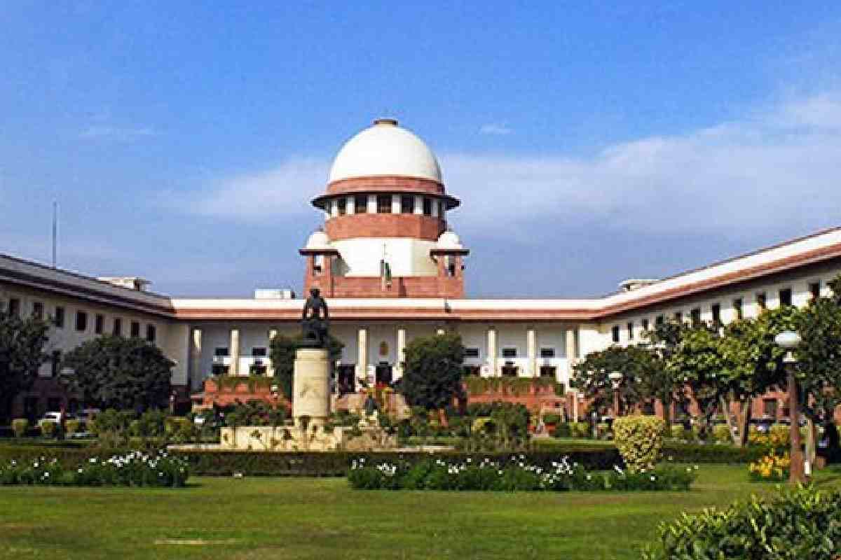 Stray Dogs : अदालत के आदेश के प्रति कोई सम्मान नहीं, आवारा कुत्तों के मामले में लापरवाही पर सुप्रीम कोर्ट सख्त