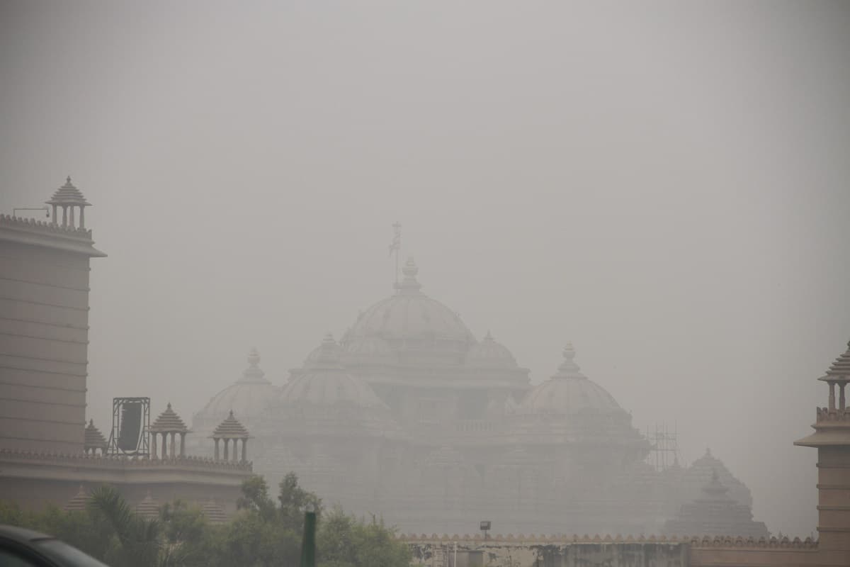 Pollution: दिल्ली-एनसीआर में प्रदूषण को लेकर केंद्र ने राज्यों को दिया सख्त कदम उठाने का निर्देश