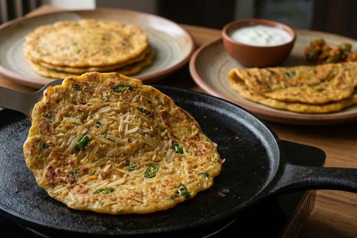 Shalgam Chilla Recipe: आलू-सूजी से हटकर ट्राय करें कुछ नया, टेस्टी और हेल्दी शलगम चीला