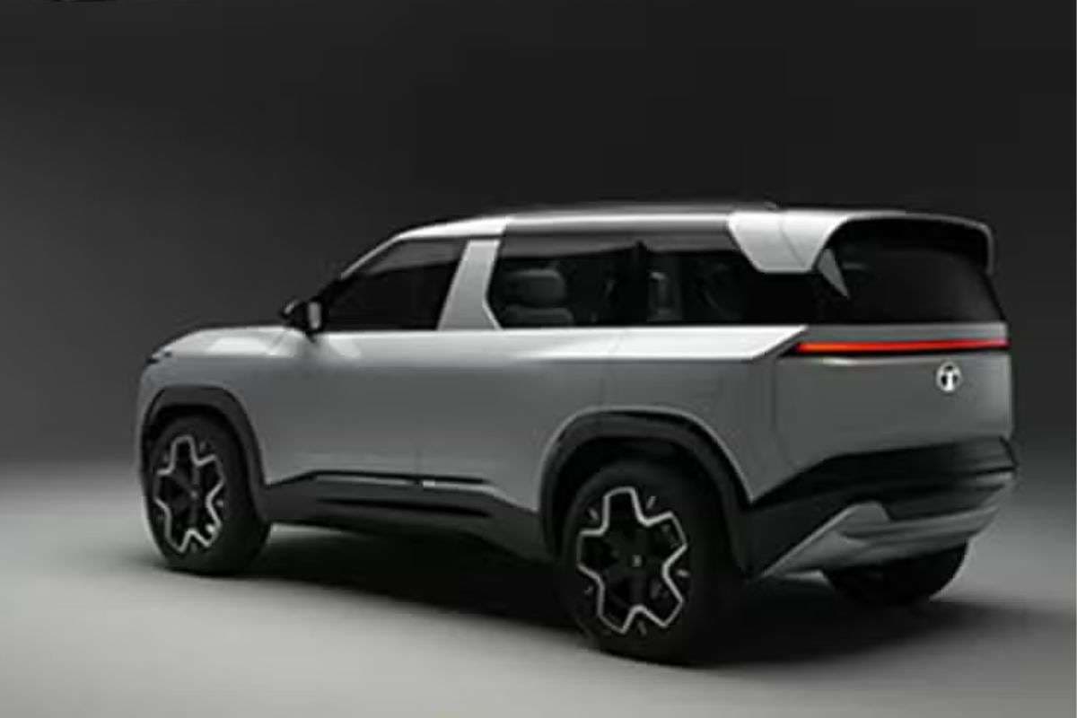 Tata ने रिवील की Sierra के टॉप वेरिएंट्स की कीमतें, मिलेंगे प्रीमियम फीचर्स