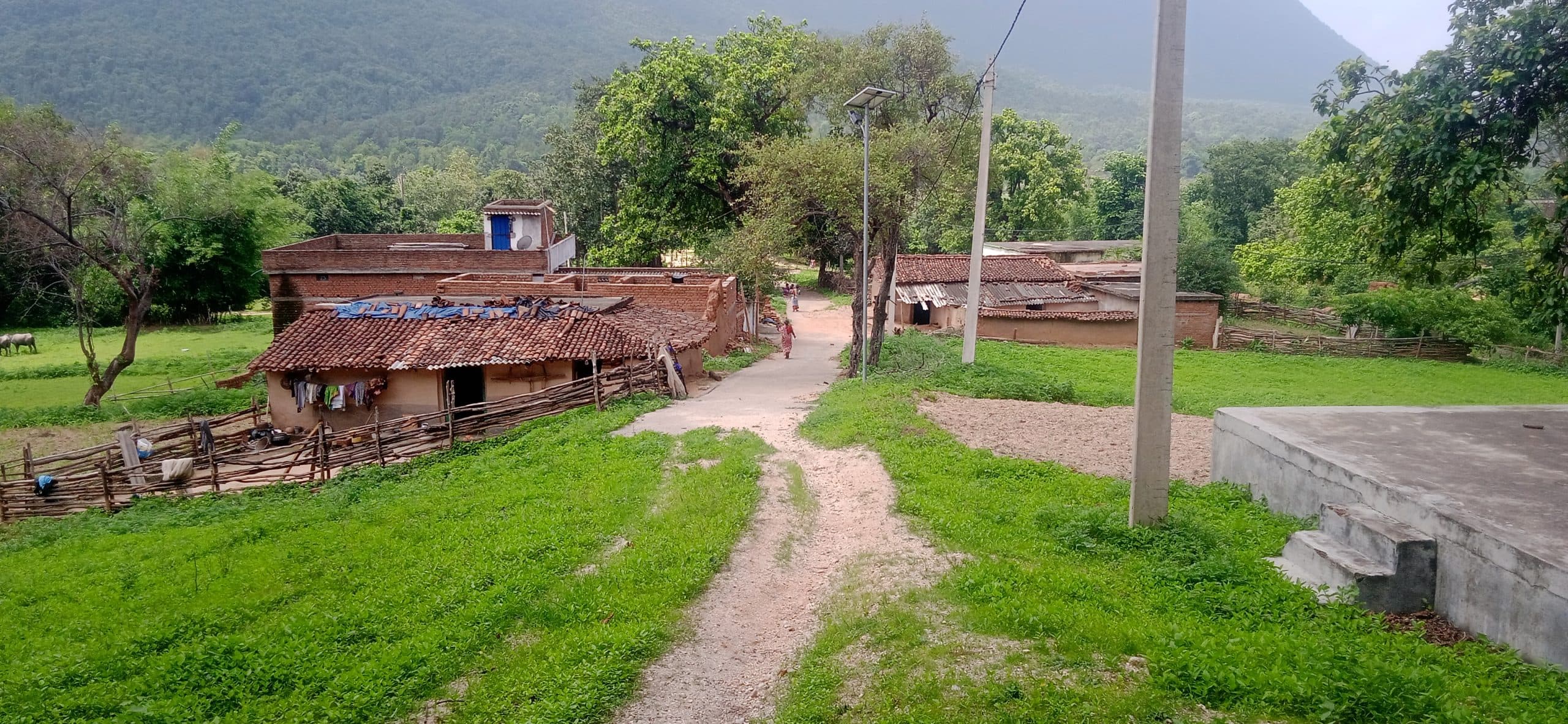 गांवों से शहरों को पलायन की चुनौती