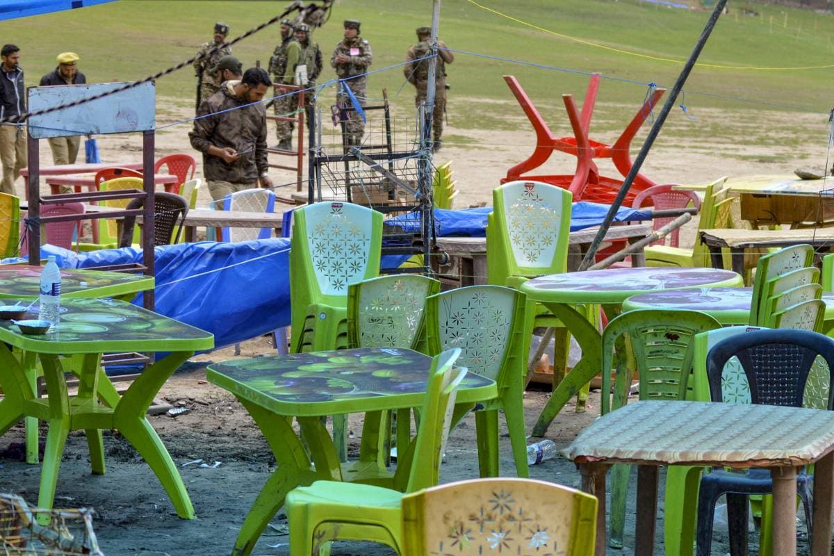 Pahalgam Terror Attack: पहलगाम हमले में बड़ी कामयाबी, आतंकियों का मददगार गिरफ्तार