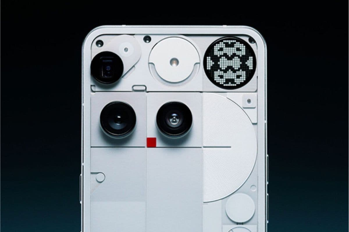 लॉन्च के एक महीने भी नहीं हुए और ₹20 हजार सस्ता हो गया Nothing Phone 3, देखिए कहां मिल रहा इतना तगड़ा डिस्काउंट