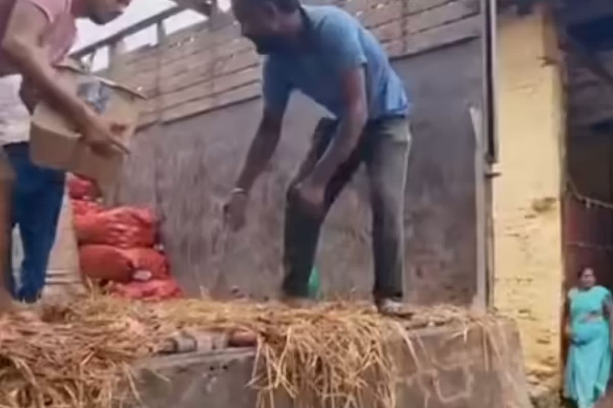 बिहार में प्याज लदे ट्रक में लाई जा रही थी 25 लाख की विदेशी शराब, पुलिस ने दो तस्करों को धर-दबोचा