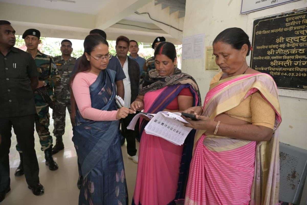 एक्शन में झारखंड की कृषि मंत्री शिल्पी नेहा तिर्की, इन अफसरों और कर्मचारियों को शोकॉज का निर्देश