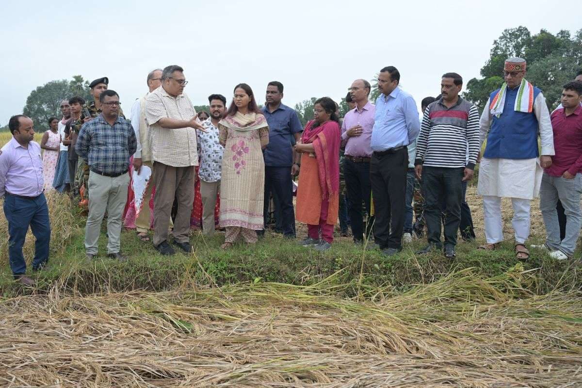 मोंथा चक्रवात से फसलों को नुकसान, कृषि मंत्री शिल्पी नेहा तिर्की पहुंचीं देवघर, किसानों को दिया ये भरोसा