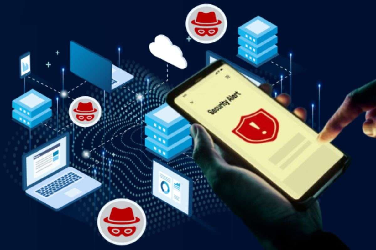 जेब में दुश्मन लिये घूम रहे हैं आप? ऐप्स कर रहे जासूसी