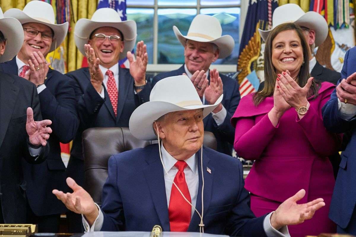 US में दुनिया के 39 देश और 12% आबादी पर लगा ट्रैवल बैन, डोनाल्ड ट्रंप ने बढ़ाया दायरा, देखें लिस्ट