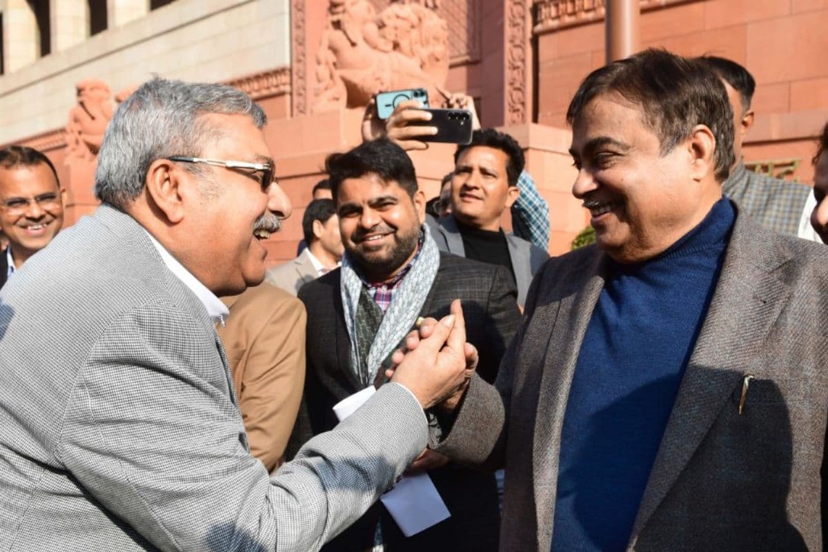 Kalyan Banerjee Viral Video: धनखड़ की मिमिक्री करने वाले कल्याण बनर्जी ने अब नितिन गडकरी को घेरा, जमकर लिए मजे