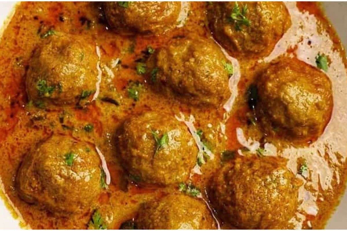 Patta Gobhi Kofta Curry: बिना फ्राई किए भी बनेगा परफेक्ट पत्ता गोभी कोफ्ता करी