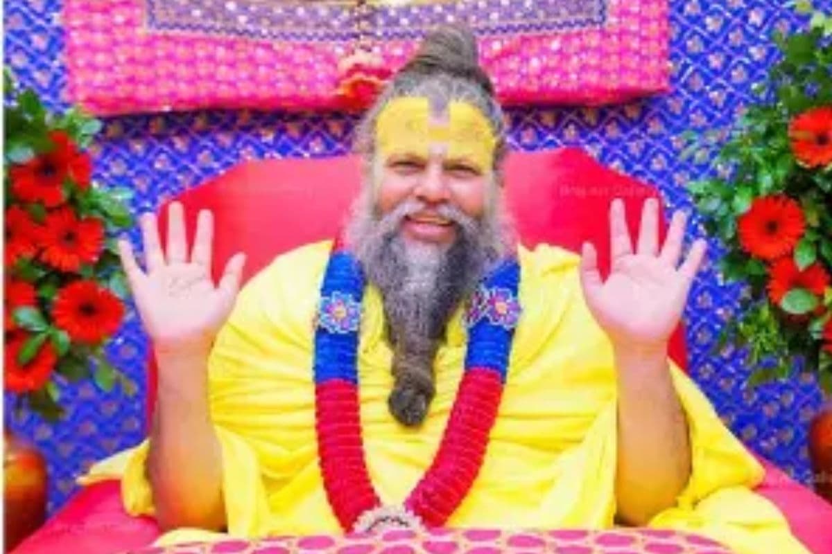 Premanand Ji Maharaj: क्या अंगूठी पहनने और नाम-नंबर बदलने से बदल जाती है किस्मत? जानें प्रेमानंद महाराज ने क्या कहा