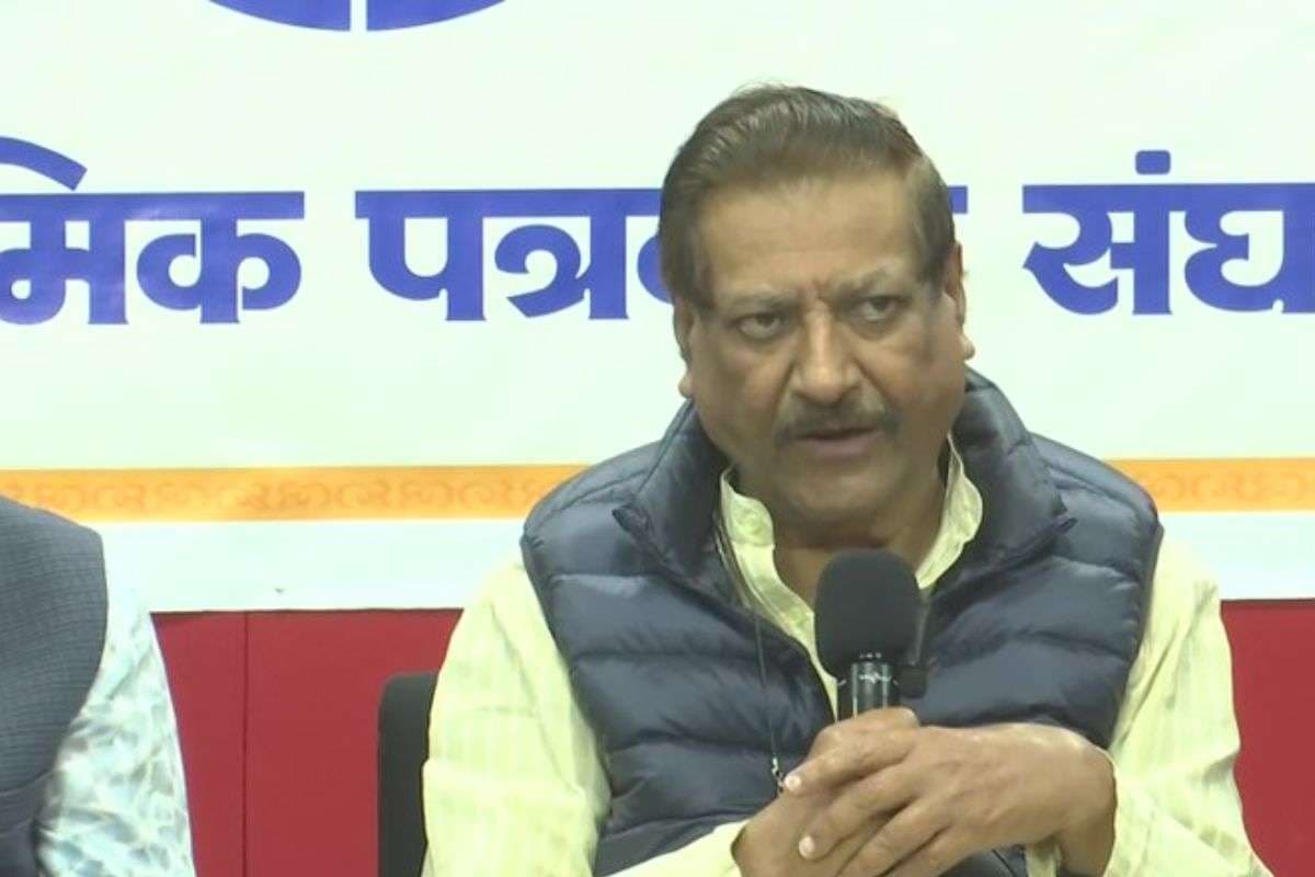 अगले दो सप्ताह में पीएम मोदी के इस्तीफे का दावा करने वाला कौन है? राजनीति तेज