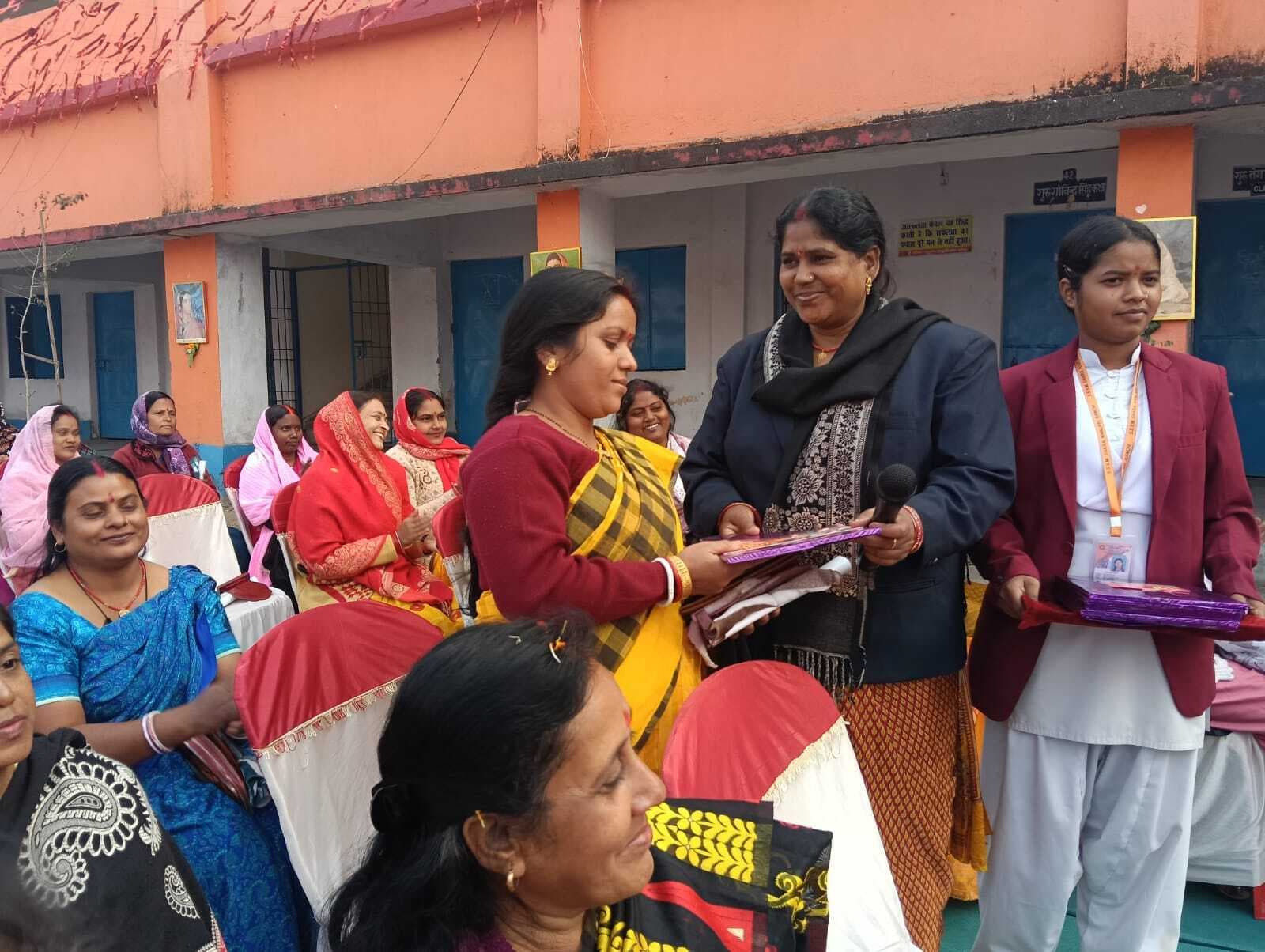 महिलाएं कुटुंब व्यवस्था की रीढ़ होती हैं : डॉ पूजा