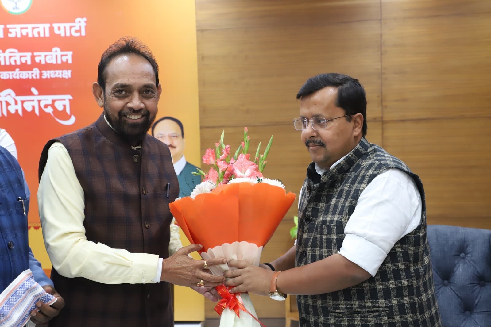 Jamshedpur News : सांसद विद्युत महतो ने भाजपा के राष्ट्रीय कार्यकारी अध्यक्ष से की मुलाकात